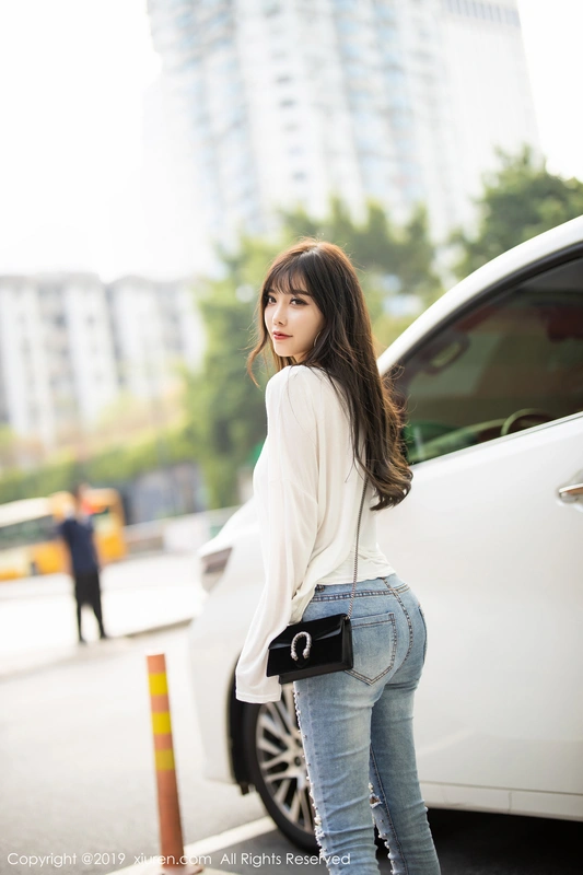 秀人网美媛馆 2019-10-22 Vol.1746 - 杨晨晨sugar
